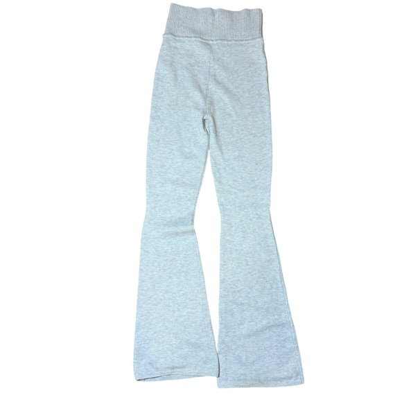Hollister Women's Gray Gilly Hicks knit Foldover Waist Flare Pants- Size XXS - Picture 3 of 7